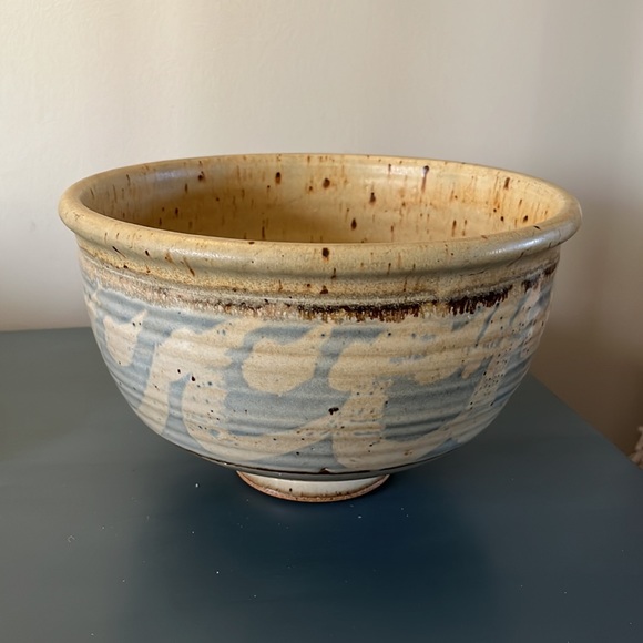 Artisan Stoneware Bowl - Picture 7 of 8